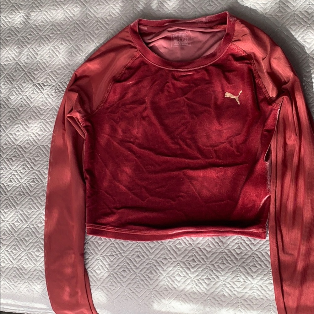 PUMA workout top